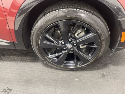 Used 2023 Buick Envision Essence w/ Sport Touring Package image 28