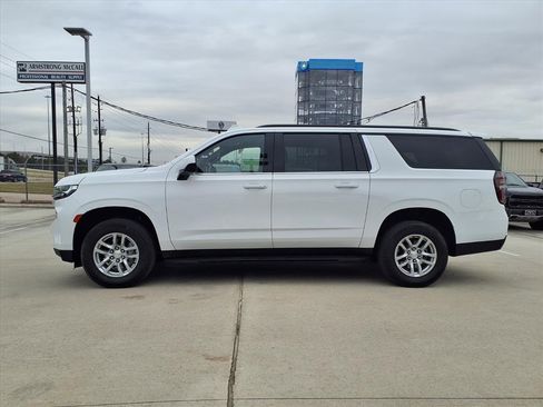 Used 2023 Chevrolet Suburban Commercial Fleet image 6