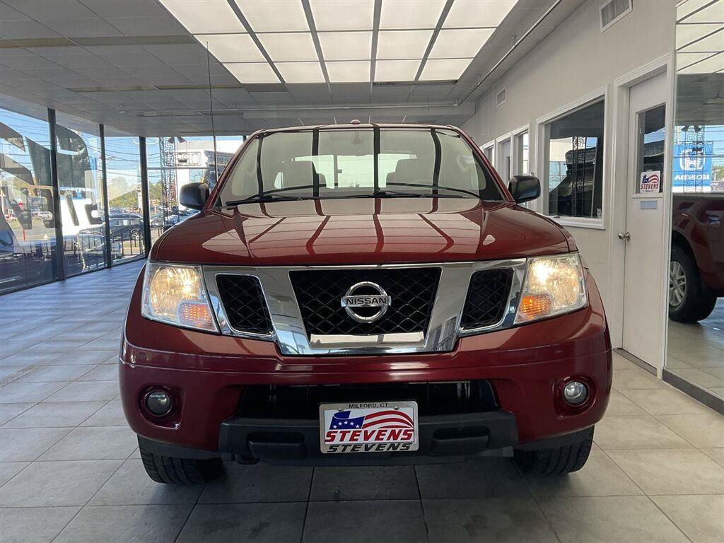 Used 2016 Nissan Frontier SV w/ SV Value Truck Package AWD/4WD image 2