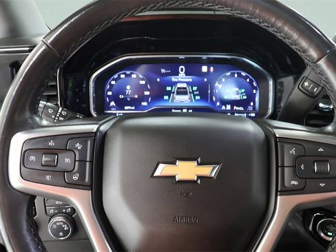 Used 2022 Chevrolet Silverado 1500 LT image 10