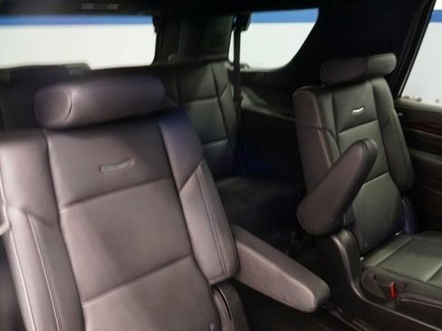 Certified 2022 Cadillac Escalade Luxury image 23
