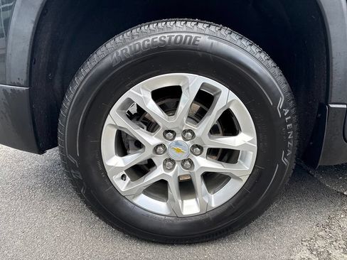 Used 2021 Chevrolet Traverse LT AWD/4WD image 18