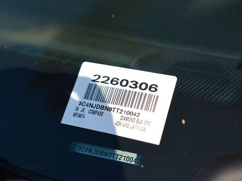 New 2026 Jeep Compass Latitude image 34