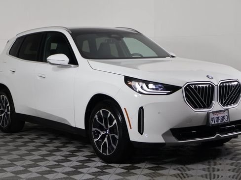 Certified 2026 BMW X3 xDrive30i w/ Convenience Package AWD/4WD image 3