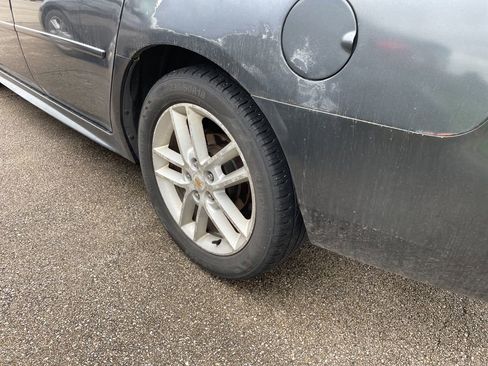 Used 2010 Chevrolet Impala LTZ image 4