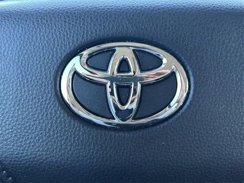 Used 2023 Toyota Tundra Limited image 44