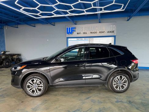 Used 2020 Ford Escape SEL AWD/4WD image 10