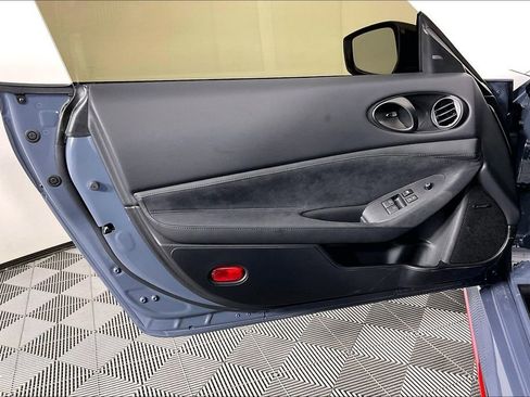 New 2026 Nissan Z NISMO w/ Floor Mat Package image 39