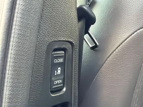 Used 2019 Honda Odyssey Elite image 20