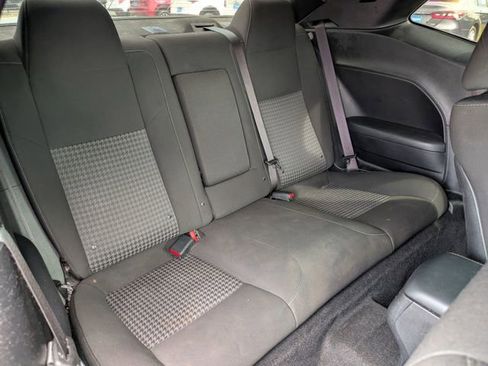 Used 2022 Dodge Challenger R/T image 32