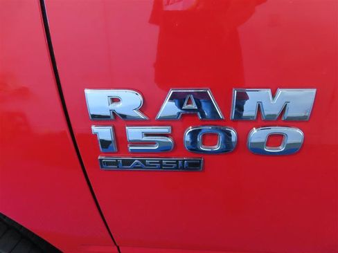 Used 2023 RAM 1500 Classic SLT w/ Trailer & Traction Group AWD/4WD image 9