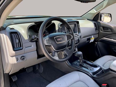 Used 2017 GMC Canyon 2WD Crew Cab w/ Convenience Package image 15
