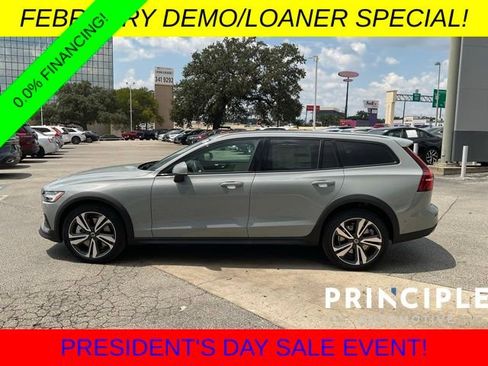 New 2026 Volvo V60 B5 Cross Country Plus w/ Protection Package Premier image 7