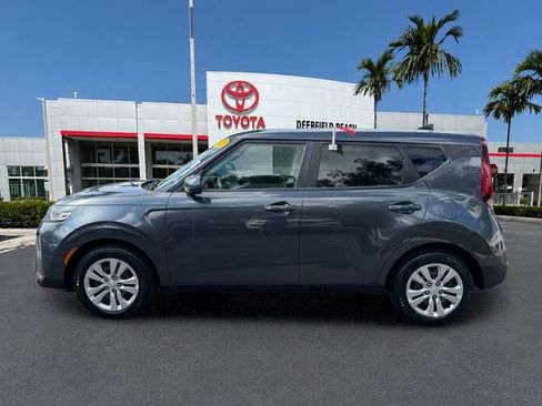 Used 2020 Kia Soul LX FWD image 4