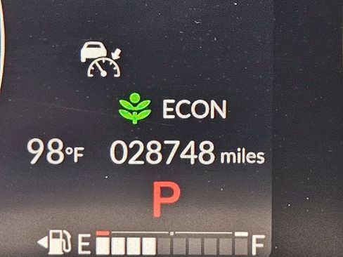 Used 2025 Honda HR-V LX image 33