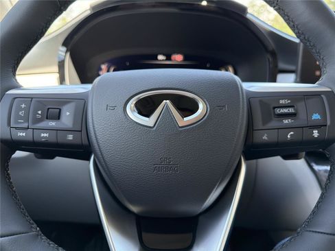 New 2027 INFINITI QX60 Luxe FWD image 18