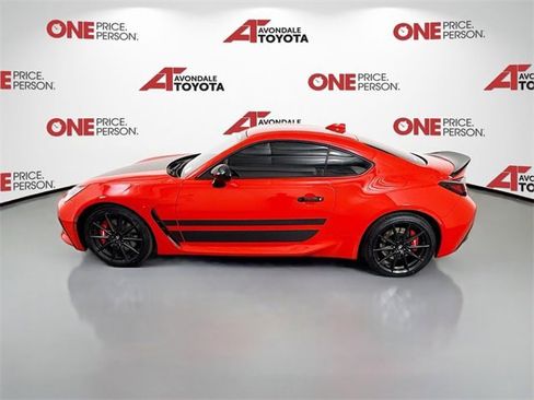 Certified 2024 Toyota GR86 TRUENO Edition image 4