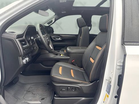 Used 2024 GMC Yukon AT4 w/ Max Trailering Package AWD/4WD image 5
