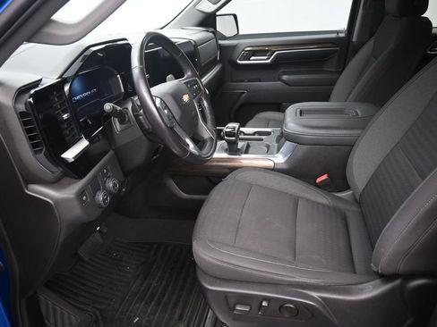 Used 2022 Chevrolet Silverado 1500 LT RWD image 10