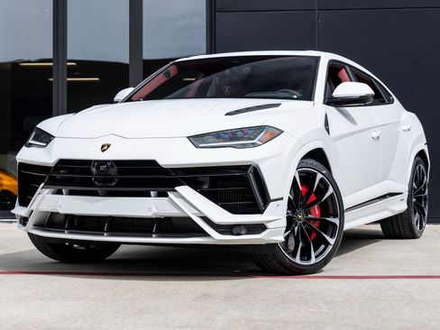 Used 2024 Lamborghini Urus S image 1