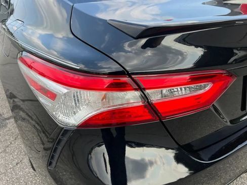 Used 2020 Toyota Camry SE FWD image 37