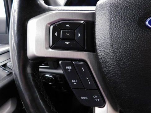 Used 2018 Ford F150 Platinum w/ Equipment Group 701A Luxury image 39