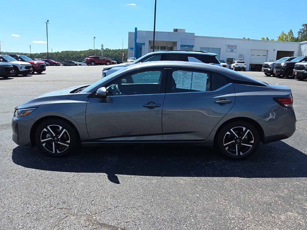 Used 2024 Nissan Sentra SV FWD image 5