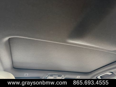Used 2019 BMW 530i xDrive AWD/4WD image 17