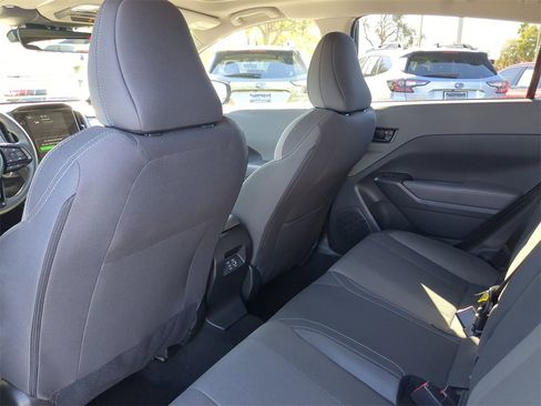 Certified 2025 Subaru Crosstrek 2.0i Premium image 11