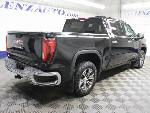 Used 2024 GMC Sierra 1500 SLT image 4