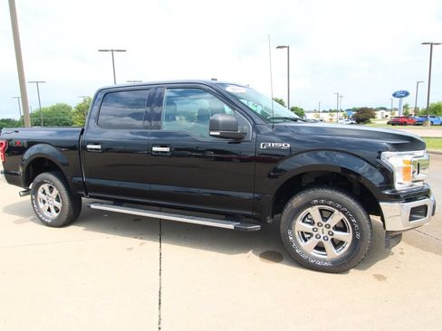 Used 2018 Ford F150 XLT w/ Equipment Group 302A Luxury AWD/4WD image 3