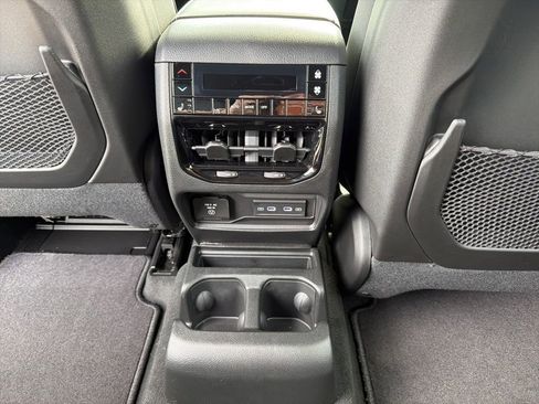 New 2026 Jeep Grand Cherokee L Limited w/ Limited Altitude Package RWD image 27