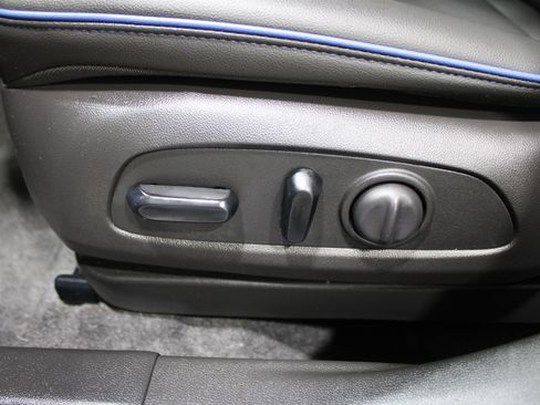 Used 2024 Buick Envista Sport Touring w/ Convenience I Package image 4