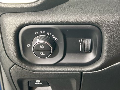 Used 2024 RAM 1500 Big Horn AWD/4WD image 10