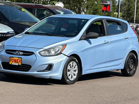 Used 2012 Hyundai Accent GS FWD image 8