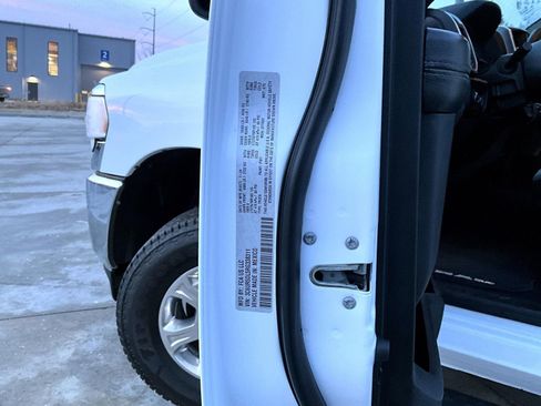 Used 2024 RAM 2500 Big Horn image 25