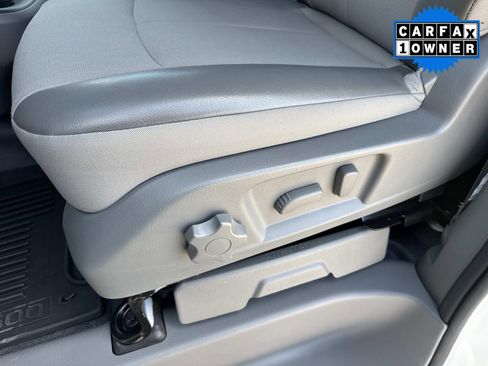 Used 2020 Nissan NV 3500 SL w/ Navigation Package image 22