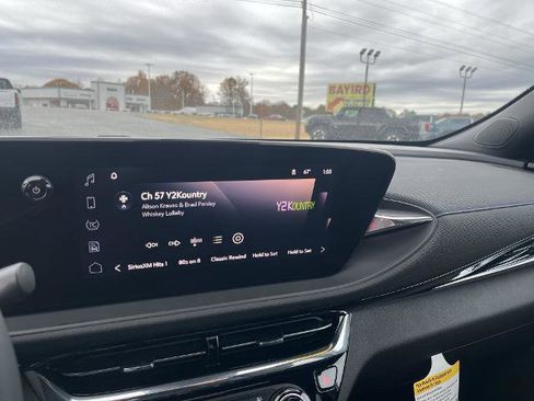 New 2026 Buick Envista Sport Touring image 12