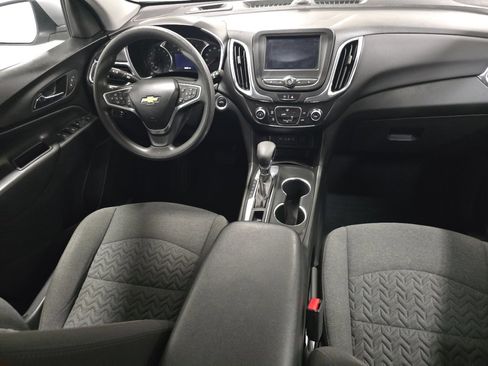 Used 2022 Chevrolet Equinox LT w/ LPO, Floor Liner Package image 19