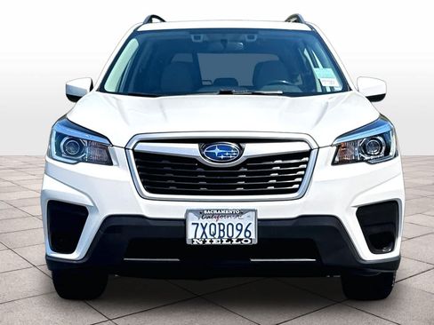 Used 2019 Subaru Forester Premium w/ All-Weather Package AWD/4WD image 3