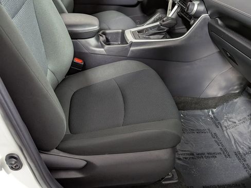 Certified 2024 Toyota RAV4 LE image 27