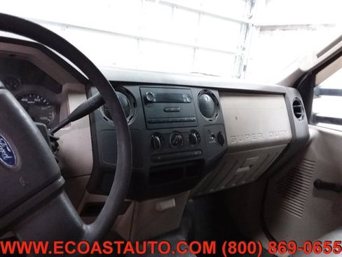 Used 2010 Ford F250 XL image 11