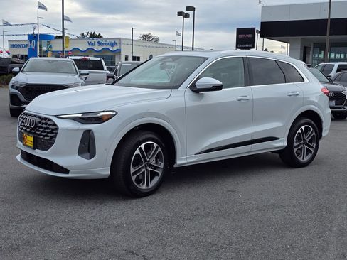 New 2026 Audi Q5 Premium AWD/4WD image 3