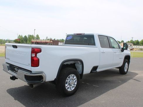 Used 2023 Chevrolet Silverado 2500 LT AWD/4WD image 11