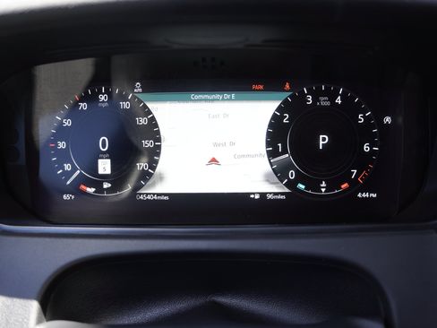 Used 2023 Land Rover Range Rover Velar S AWD/4WD image 20