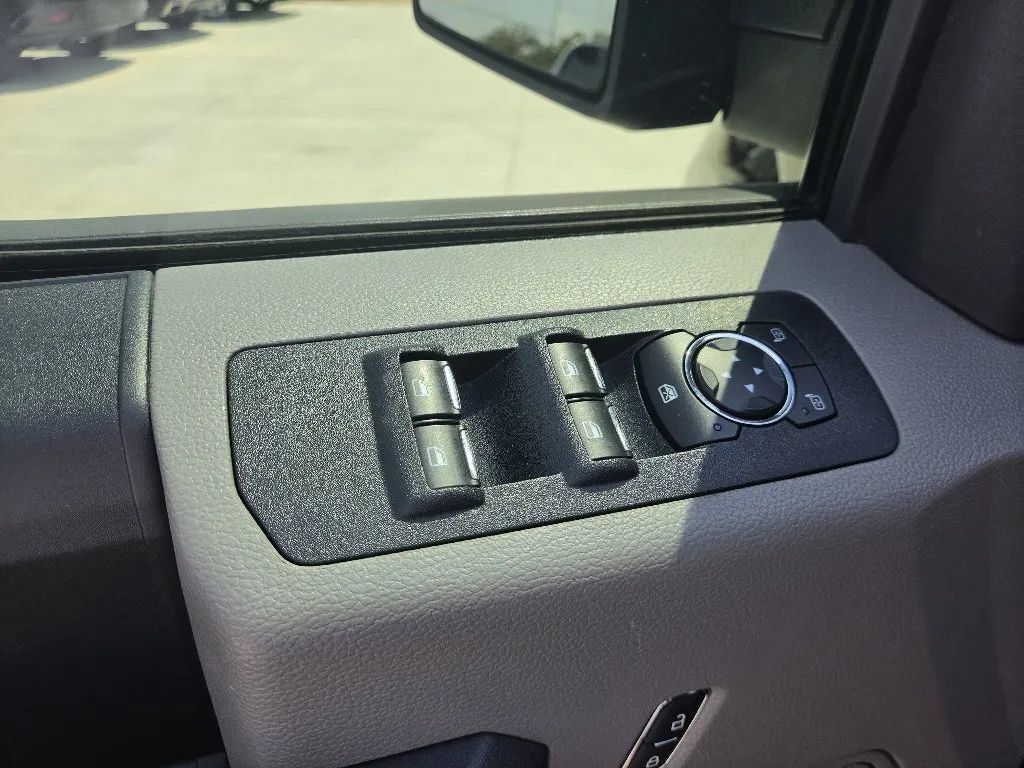 Used 2020 Ford F150 XL w/ Equipment Group 101A Mid RWD image 12