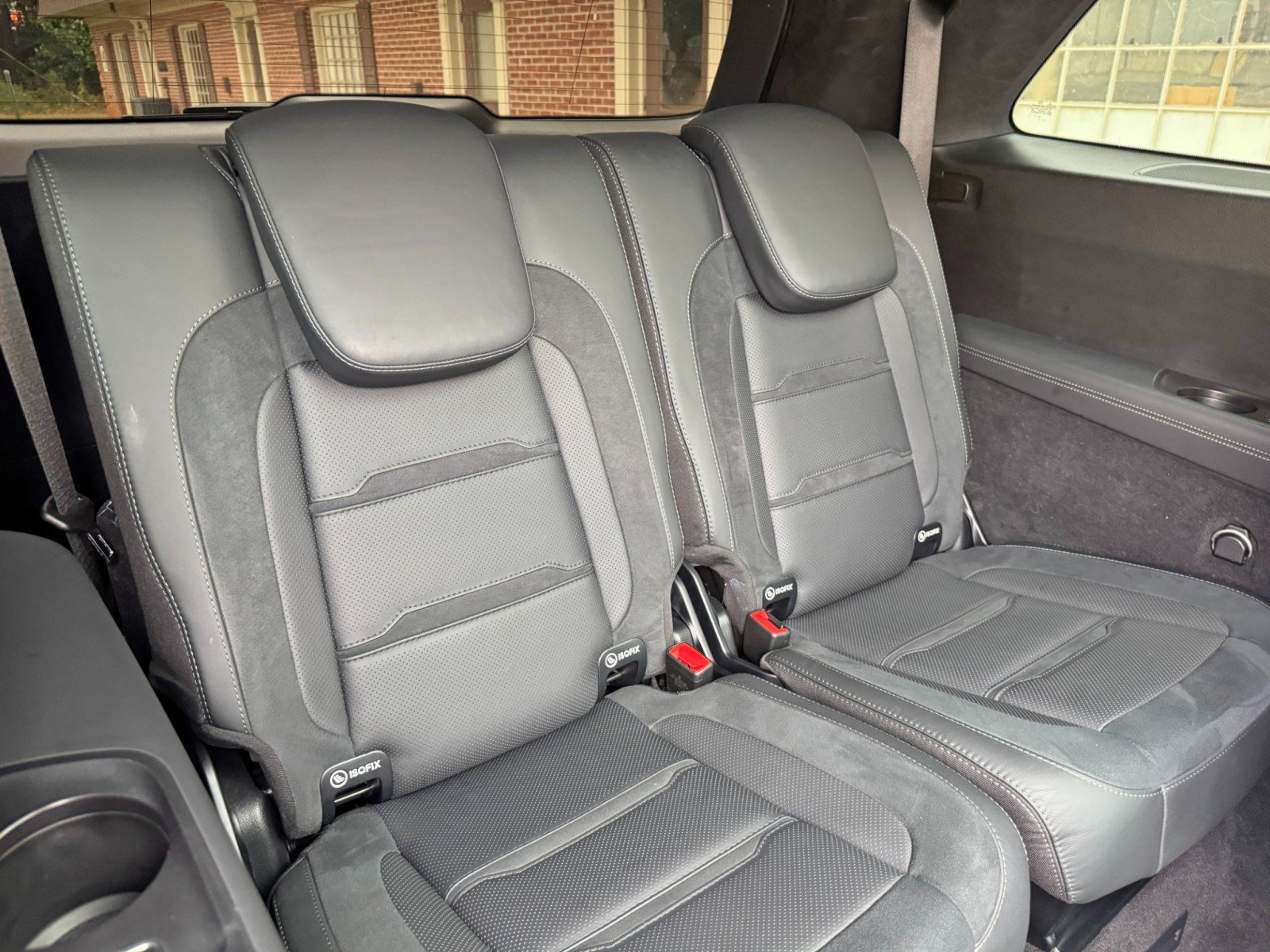 Used 2025 Mercedes-Benz GLS 63 AMG 4MATIC image 57
