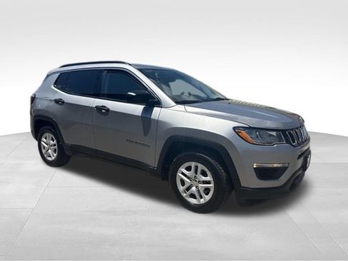 Used 2021 Jeep Compass Sport w/ Cold Weather Group FWD image 3