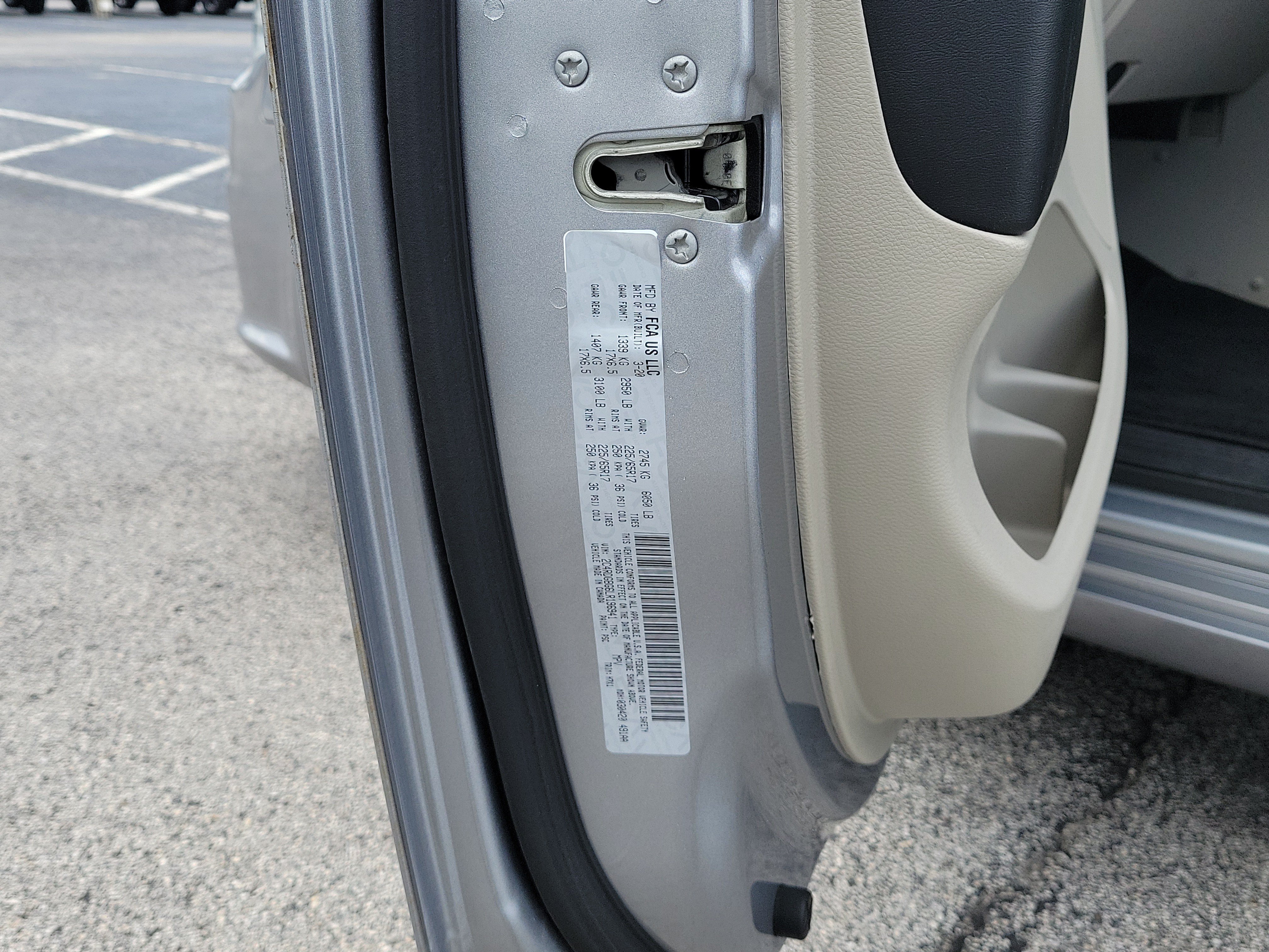 Used 2020 Dodge Grand Caravan SE FWD image 31