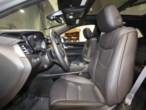 Certified 2025 Cadillac XT5 Premium Luxury image 23